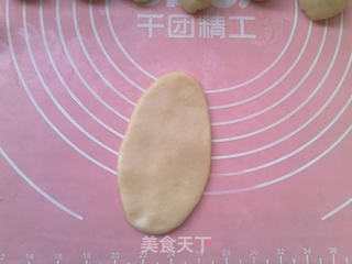 枣泥蛋黄酥的做法步骤:10