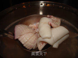 韭菜苔炒鱿鱼的做法步骤:12
