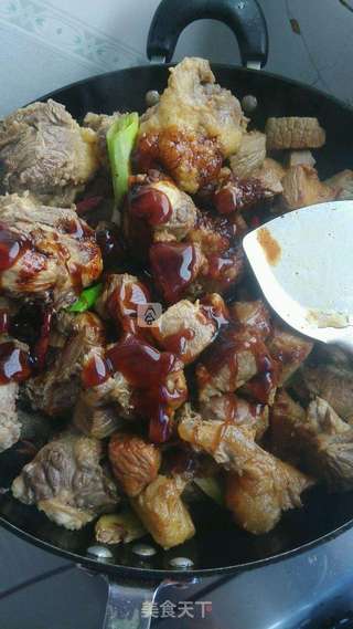 冰糖红烧牛肉牛尾的做法步骤:11