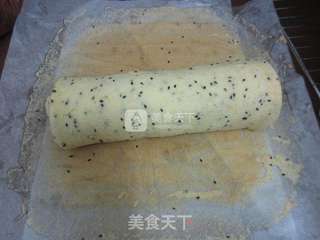 高粉黑芝麻蛋糕卷的做法步骤：17