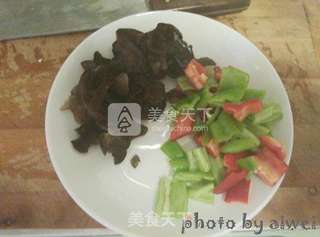 孜然鱼豆腐的做法步骤:2
