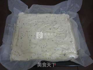 高粉黑芝麻蛋糕卷的做法步骤：13
