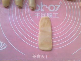 枣泥蛋黄酥的做法步骤:13