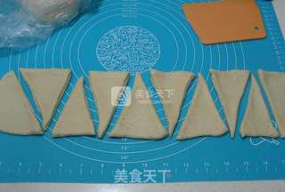 牛角小面包的做法步骤:7
