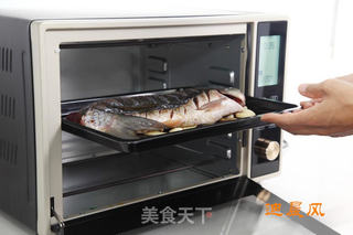 《家庭烤箱版》麻辣酸豆角烤鱼的做法步骤:6