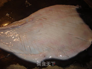韭菜苔炒鱿鱼的做法步骤:17