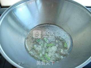 番茄鸡蛋空心面的做法步骤:3