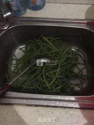 自制简易干豇豆的做法步骤:3