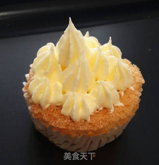 意式奶油霜裱花纸杯蛋糕的做法步骤：17