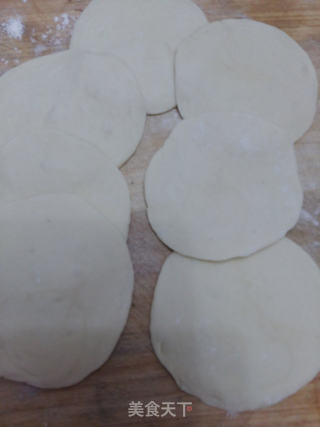 猪肉白菜包的做法步骤:12