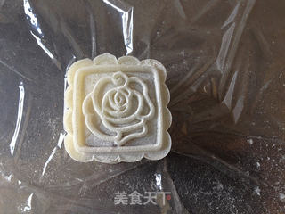 榴莲冰皮月饼的做法步骤:16