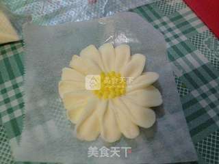 裱花杯子蛋糕(简单易做的奶酪霜)的做法步骤:14