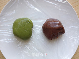 红豆沙冰皮月饼的做法步骤:9