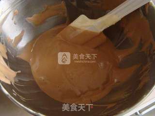 奶牛戚风蛋糕的做法步骤:11