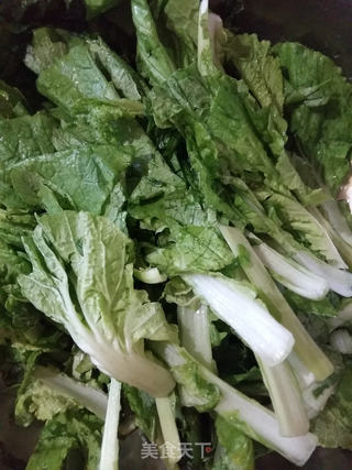 猪肉白菜包的做法步骤:3