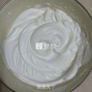 芒果奶油蛋糕卷的做法步骤:2
