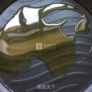 香煎孜然金针菇的做法步骤:3