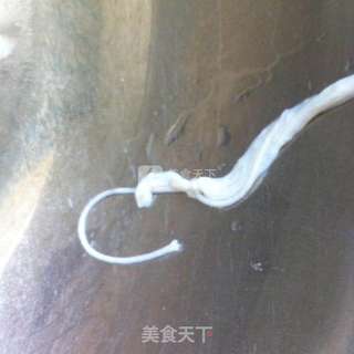 自制蒜香烤肠的做法步骤:6
