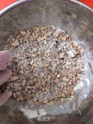 自制五仁月饼的做法步骤:6