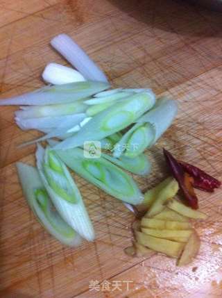 爆炒花蛤的做法步骤:2