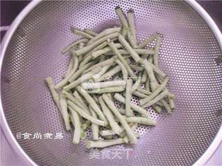 蒜蓉炒三宝的做法步骤:5