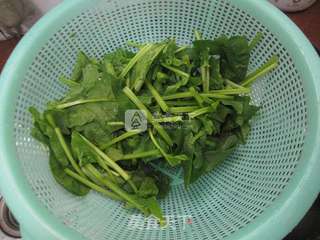 波菜枸杞猪肝汤的做法步骤:6