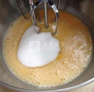果酱夹心海绵蛋糕的做法步骤:5