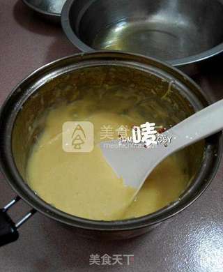 烫面蛋糕的柔软【蜜桃蛋糕卷】的做法步骤:3