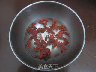 波菜枸杞猪肝汤的做法步骤:4
