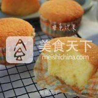 海绵纸杯蛋糕--说好的柔软立刻呈现的做法步骤:7