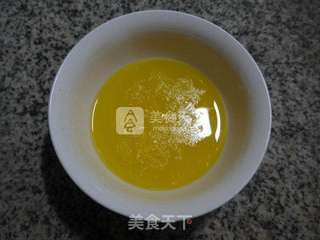 黑芝麻玉米面海绵蛋糕的做法步骤:2