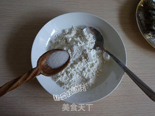 炸多春鱼的做法步骤：2