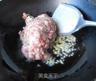 笋干肉酱面的做法步骤:4