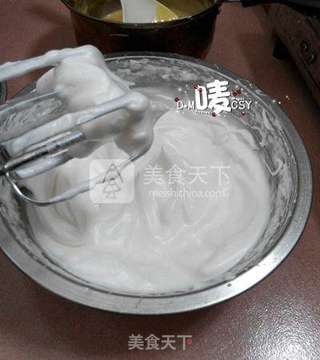 烫面蛋糕的柔软【蜜桃蛋糕卷】的做法步骤:4