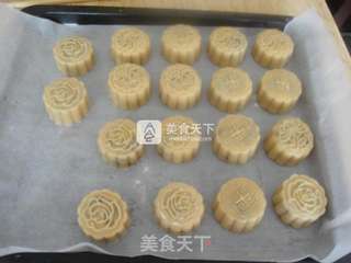 广式百果月饼的做法步骤:16