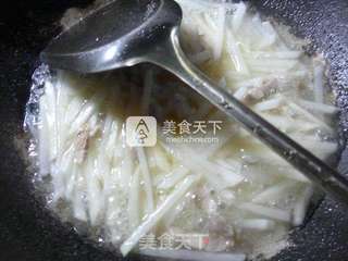 韭菜炒萝卜的做法步骤:3