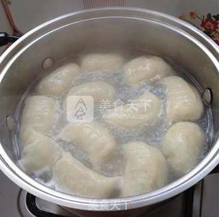 杏鲍菇鲜肉虾仁水饺的做法步骤:16