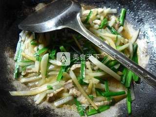 韭菜炒萝卜的做法步骤:8