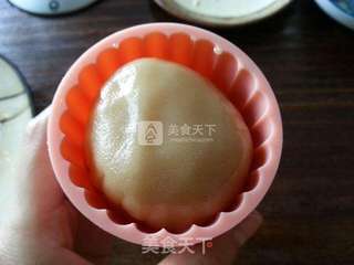 蛋黄莲蓉月饼的做法步骤:9