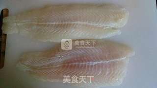 【蒜汁龙利鱼】细嫩滑口的诱人美味的做法步骤:2