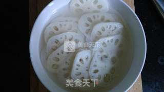 【脆炸藕片】自己动手做美味零食的做法步骤:3