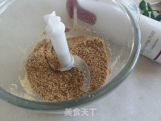 宝宝辅食—自制芝麻碎的做法步骤:5