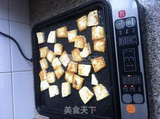 电饼铛煎豆腐的做法步骤:6