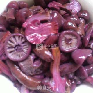 小鸡炖蘑菇(正宗东北版)的做法步骤:5