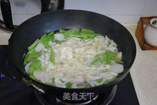 豆角芋头面的做法步骤:5