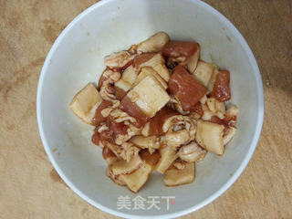 韭苔炒五花肉的做法步骤:3
