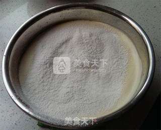柠檬海绵蛋糕-并不简单的平凡的做法步骤:9