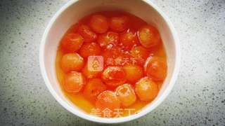 自制广式蛋黄豆沙月饼的做法步骤:3