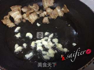 五花肉炒南瓜片的做法步骤:3