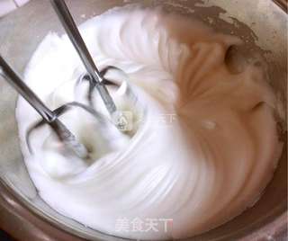幸福纸杯奶油蛋糕的做法步骤:9